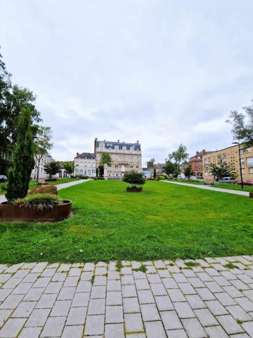 Appartement Hypercentre 301 +Wifi+Independant+ Cuisine Toilette Salle De Bain Privative Valenciennes Exterior foto